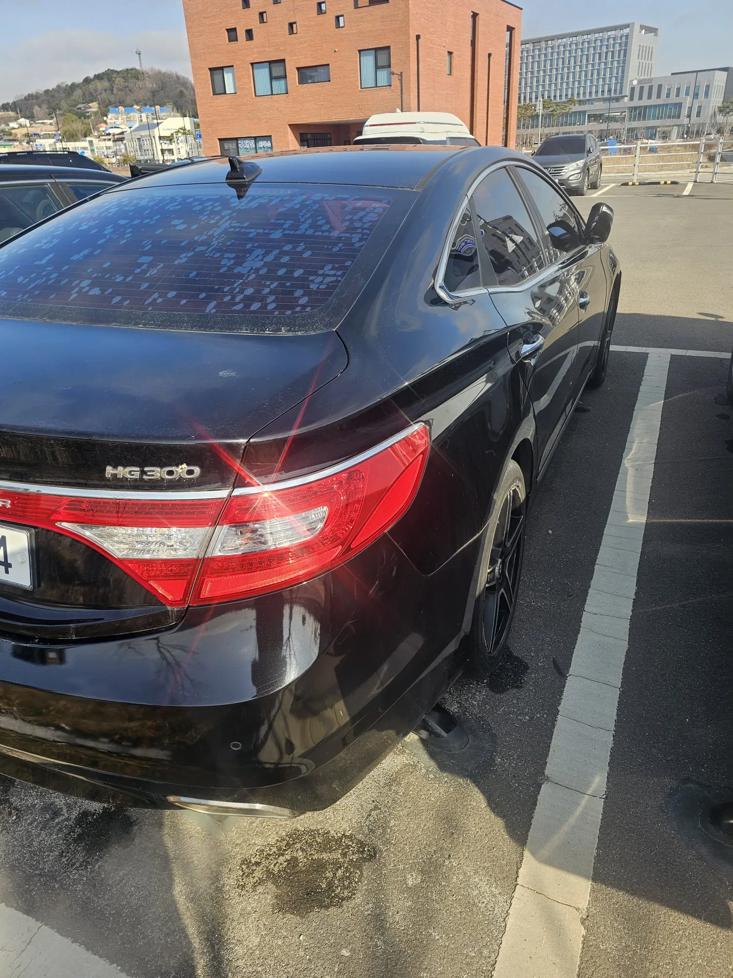Hyundai Grandeur HG 300