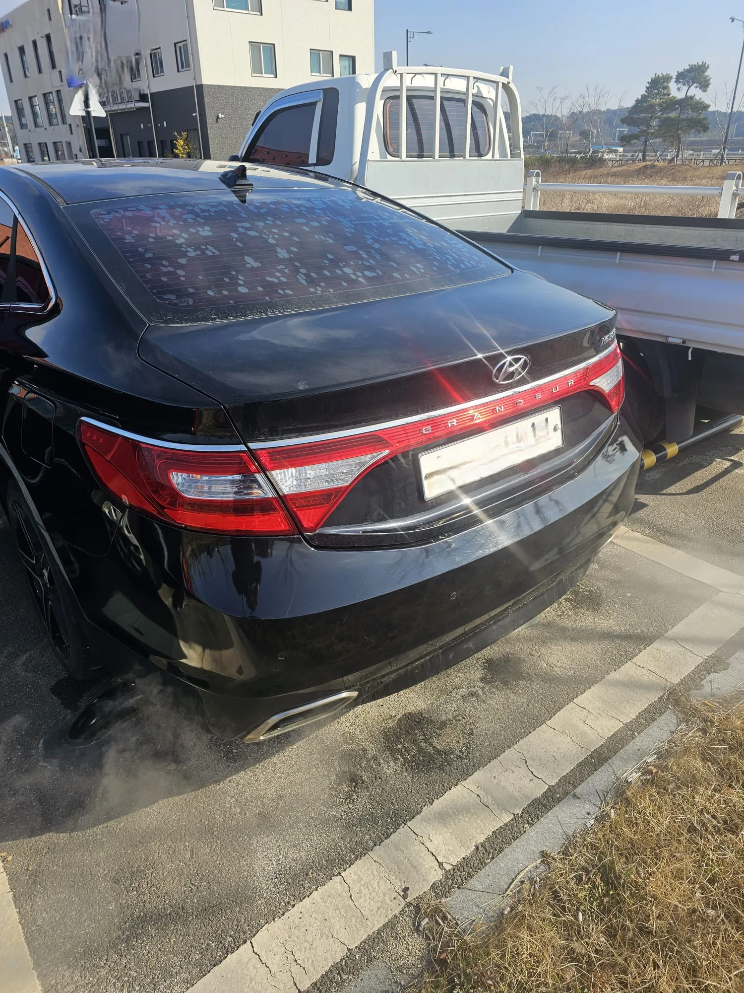 Hyundai Grandeur HG 300