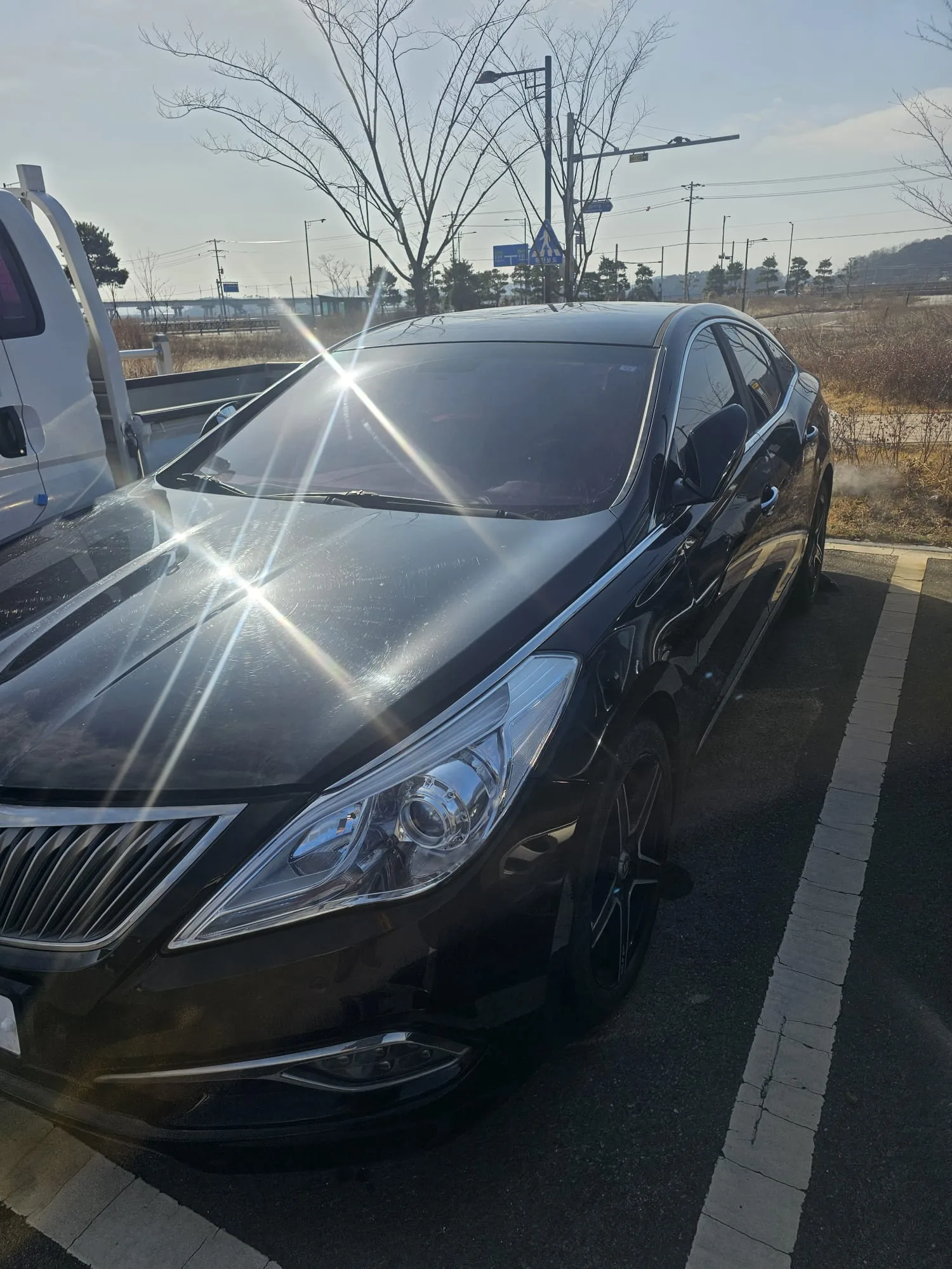 Hyundai Grandeur HG 300